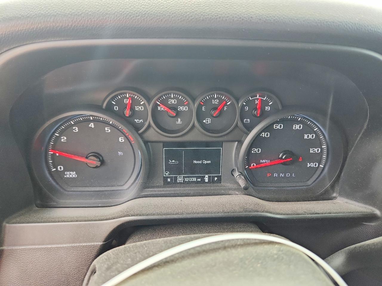 2020 Chevrolet Silverado K1500 Custom - zdjęcie 9