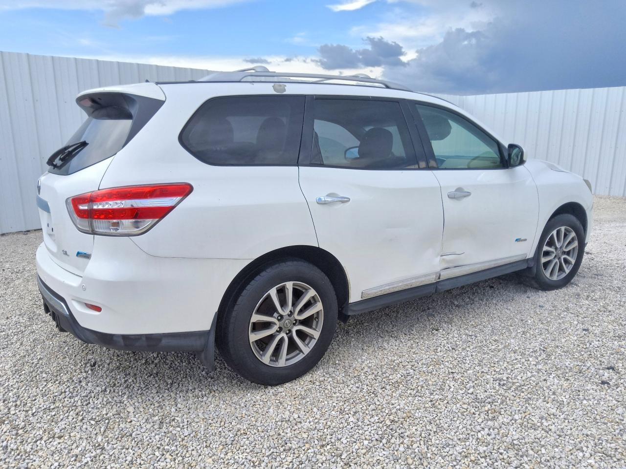 2014 Nissan Pathfinder Hybrid Sl - zdjęcie 3
