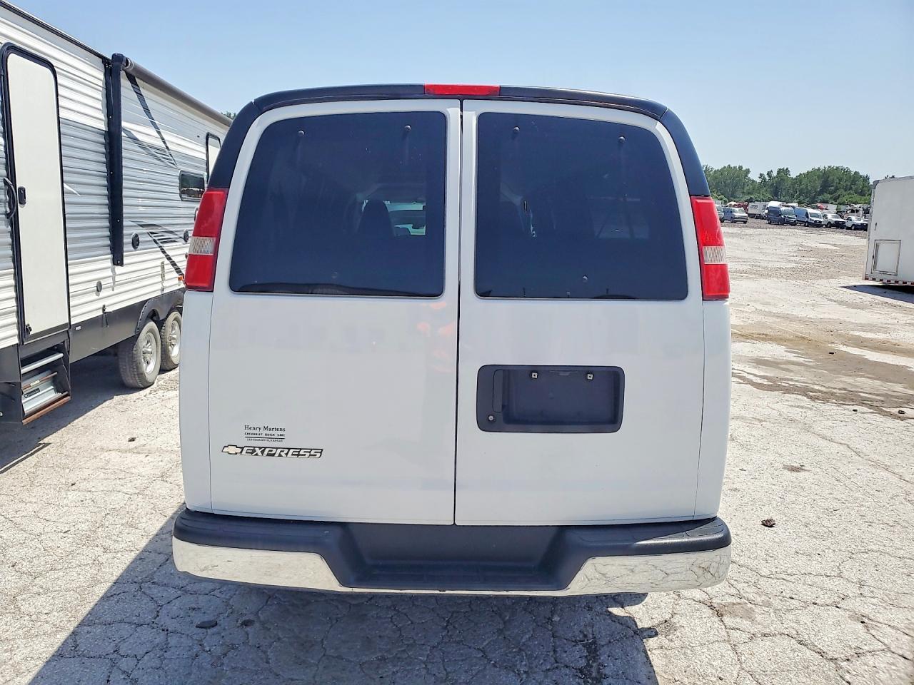 2017 Chevrolet Express G3500 Lt - zdjęcie 6