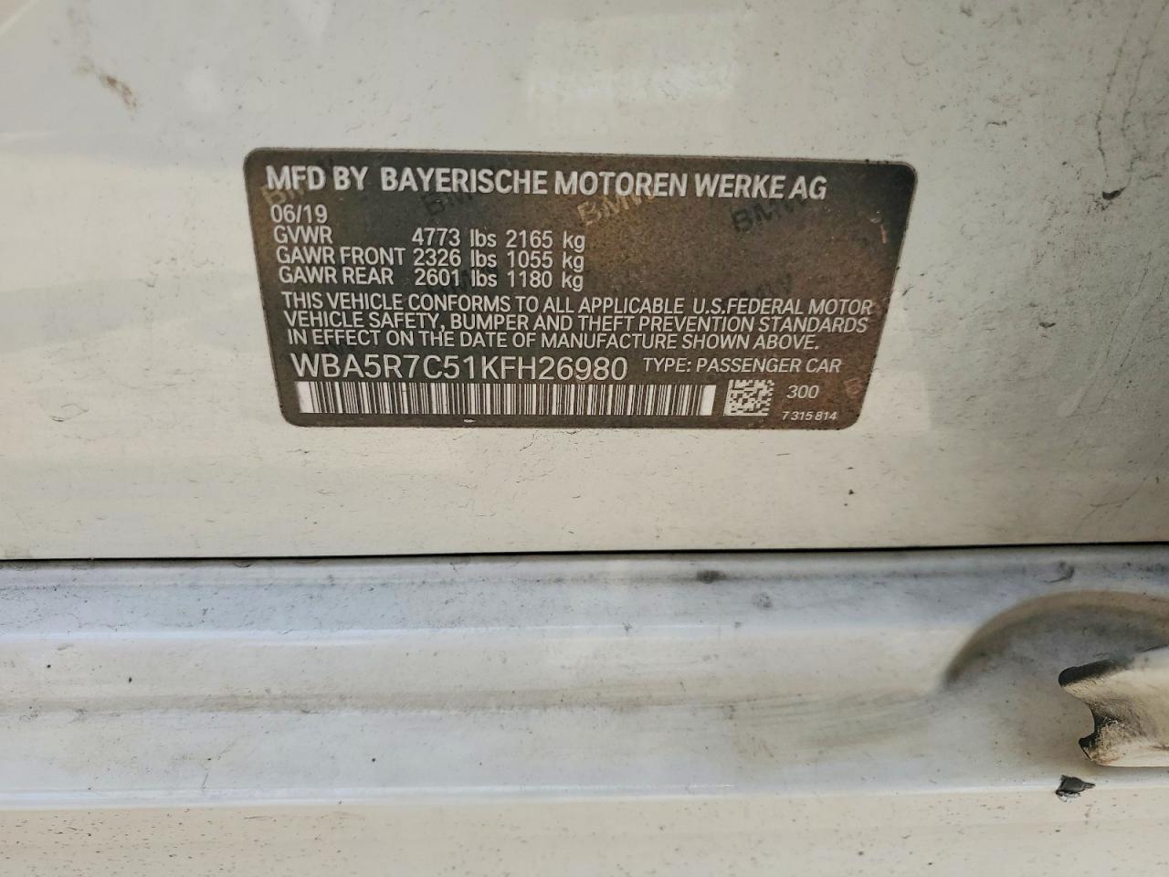 2019 BMW Seria 3 330i - zdjęcie 12
