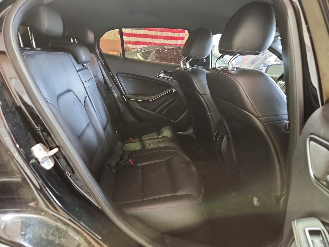 2017 Mercedes-Benz Gla 250 - zdjęcie 10