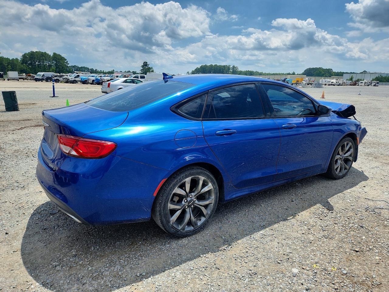 2015 Chrysler 200 - zdjęcie 3