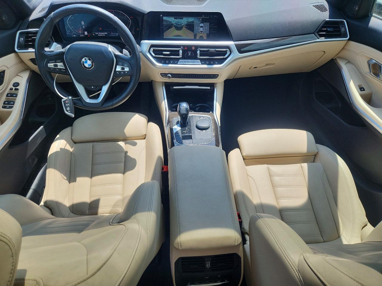 2020 BMW 330Xi - zdjęcie 8