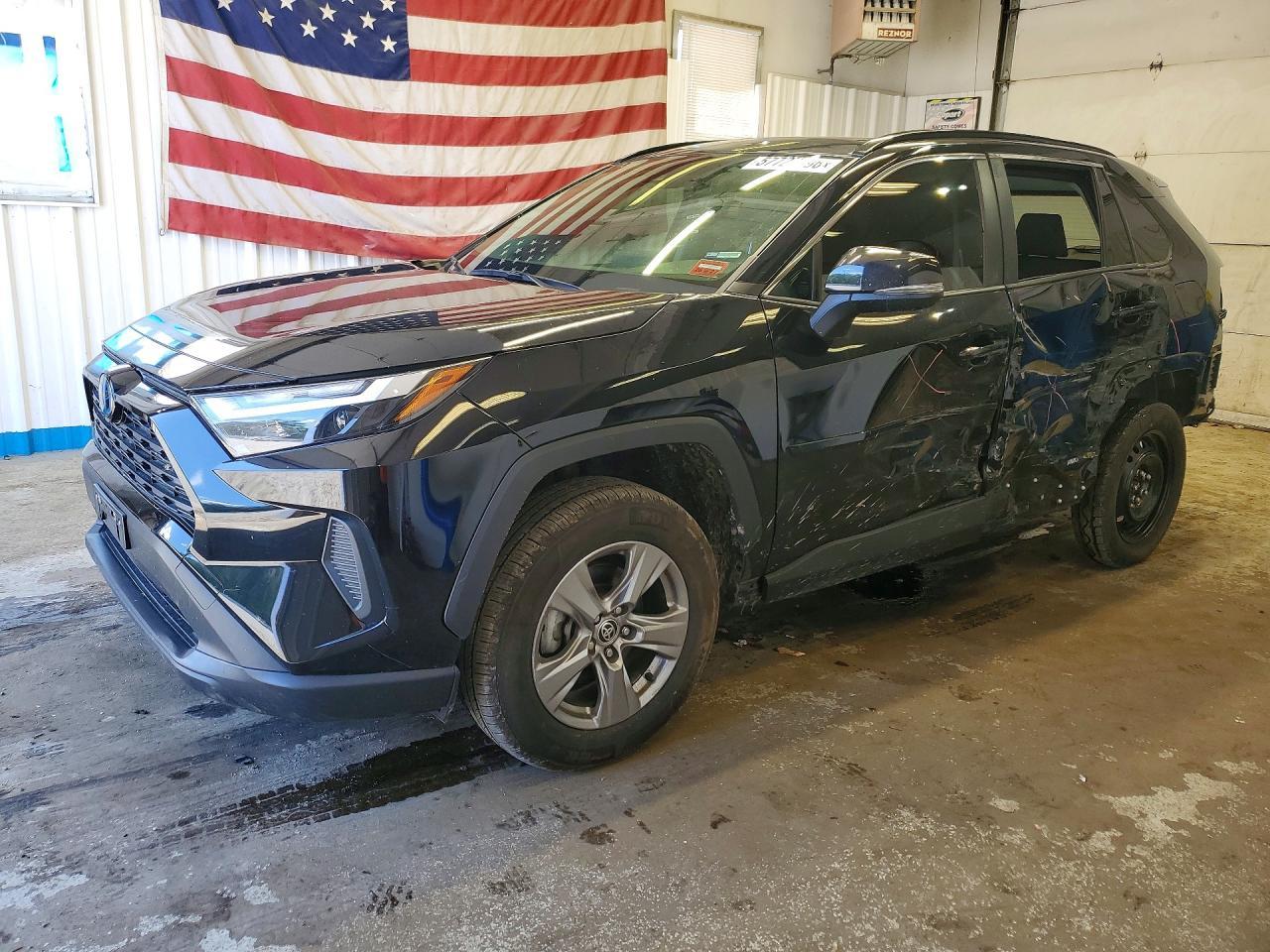 2023 Toyota Rav4 Hybrid Xle - zdjęcie główne