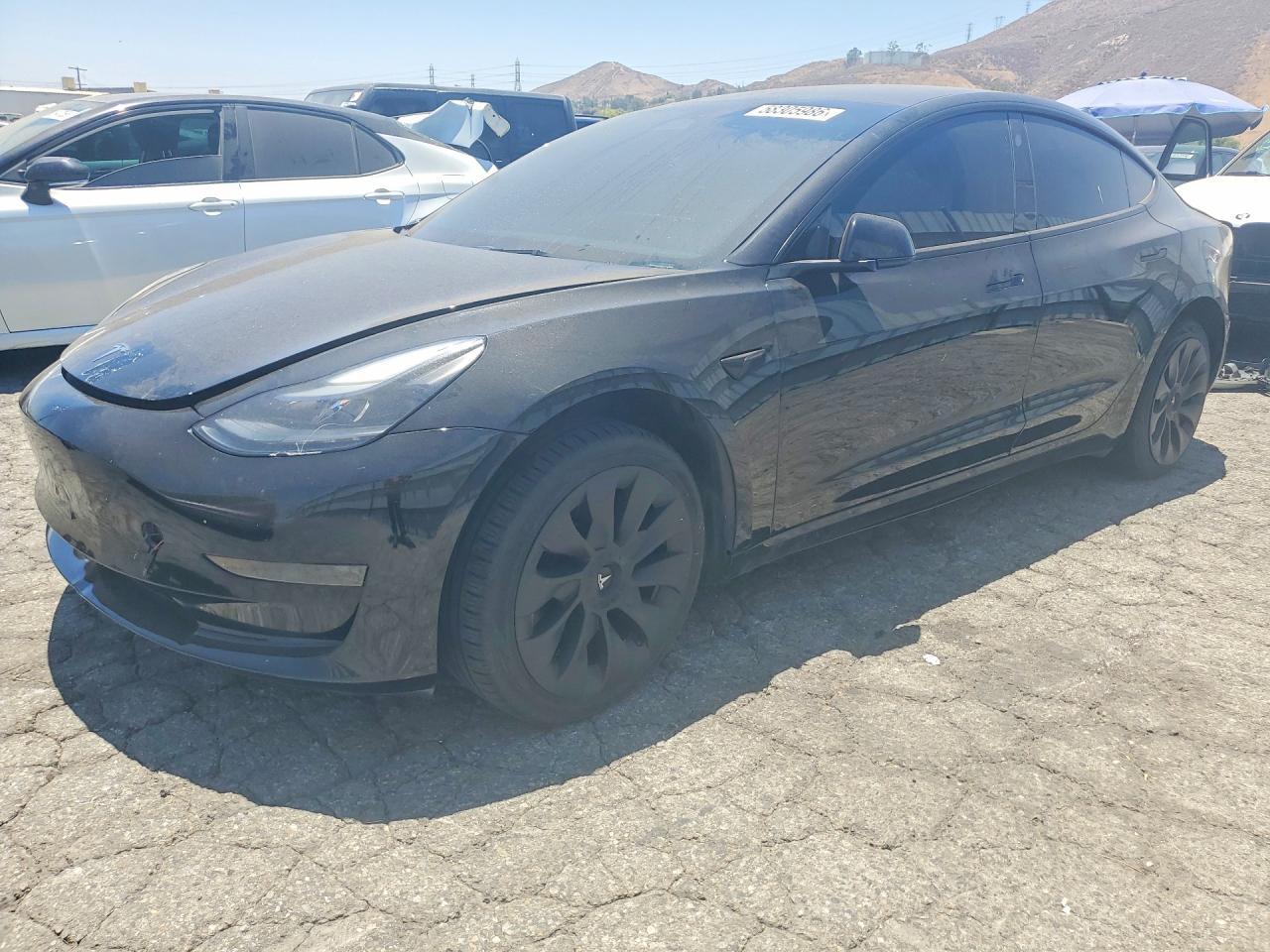2023 Tesla Model 3 - zdjęcie główne