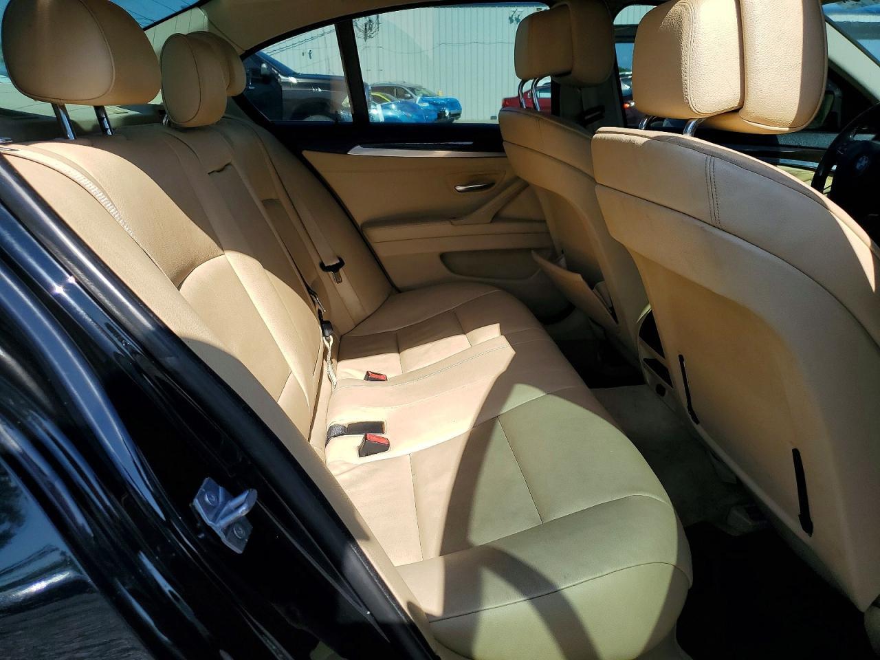 2013 BMW 528 I - zdjęcie 10