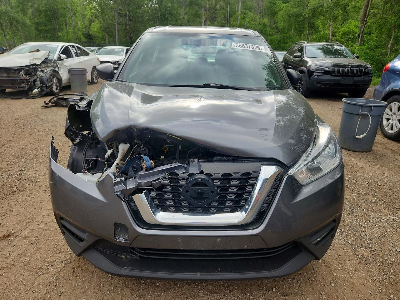 2019 Nissan Kicks S - zdjęcie 5