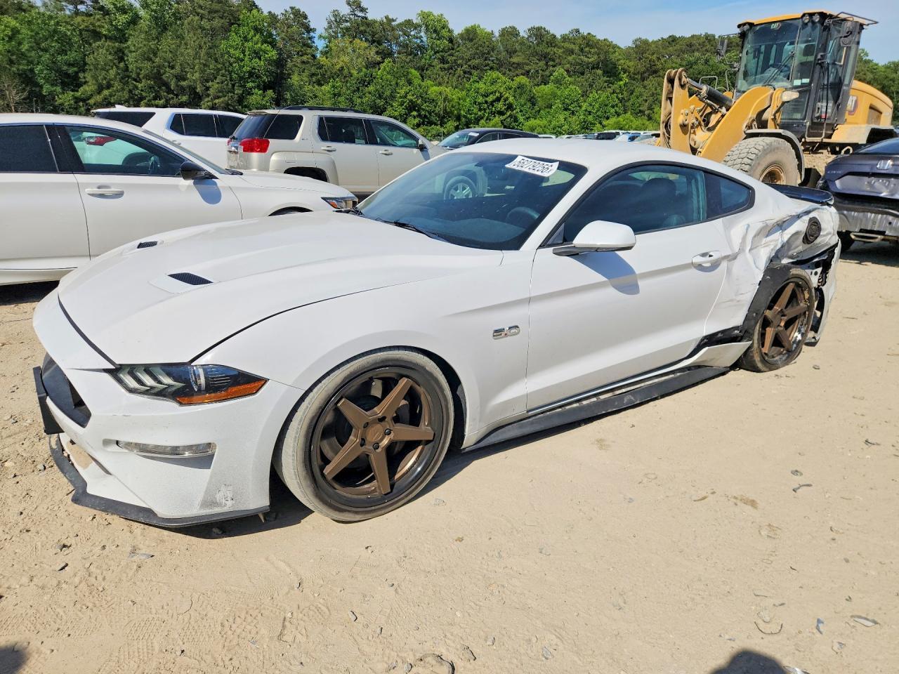 2020 Ford Mustang Gt - zdjęcie główne
