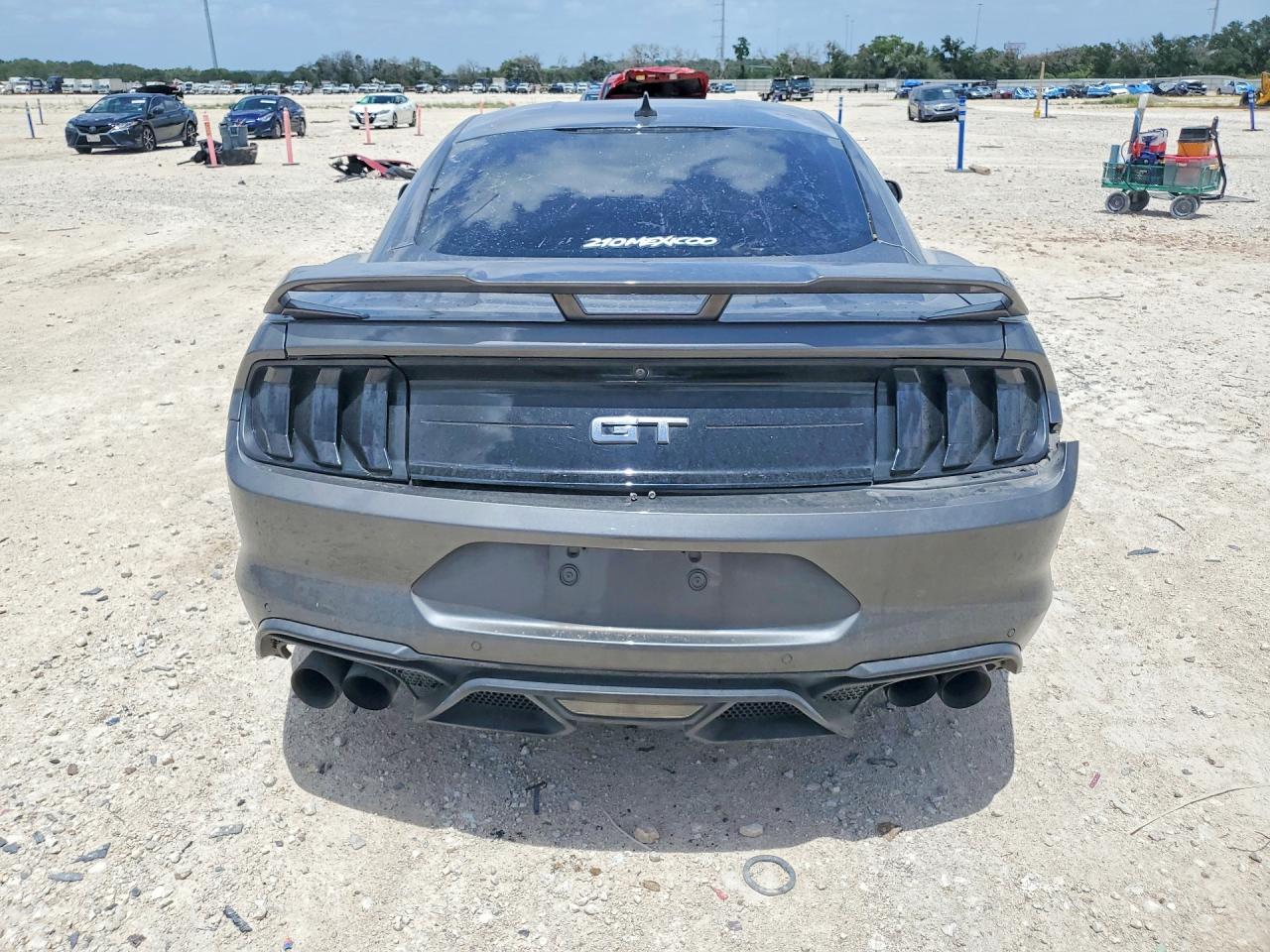 2022 Ford Mustang Gt - zdjęcie 6