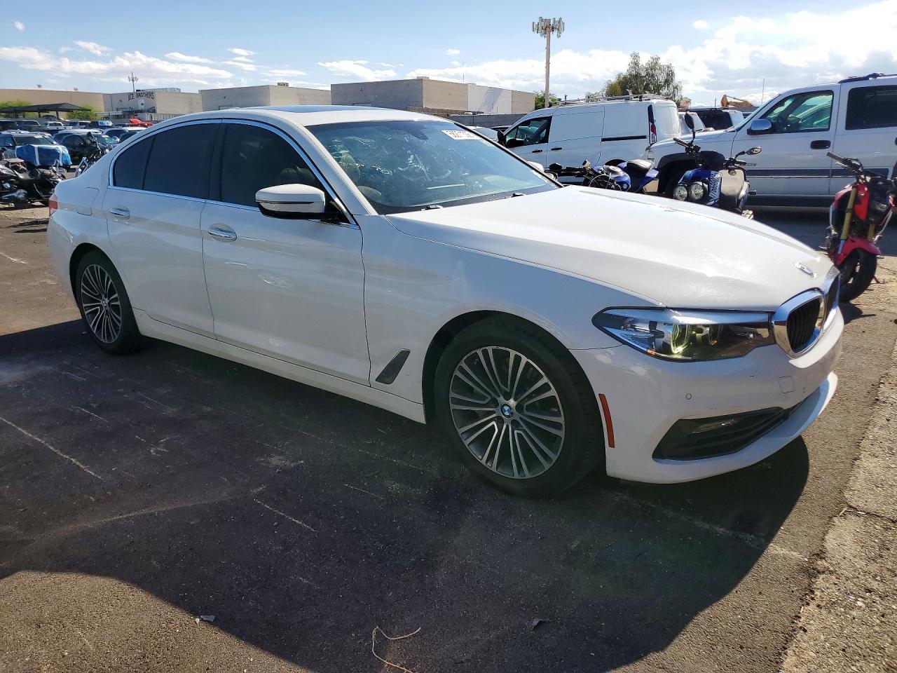 BMW Seria 5 - zdjęcie 4