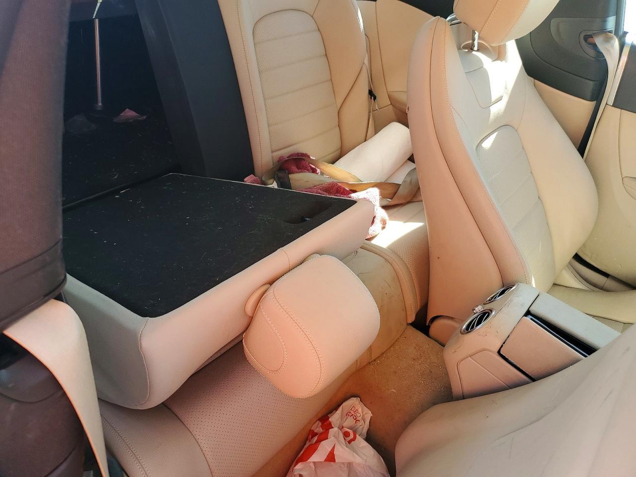 2017 Mercedes-Benz C 300 - zdjęcie 10