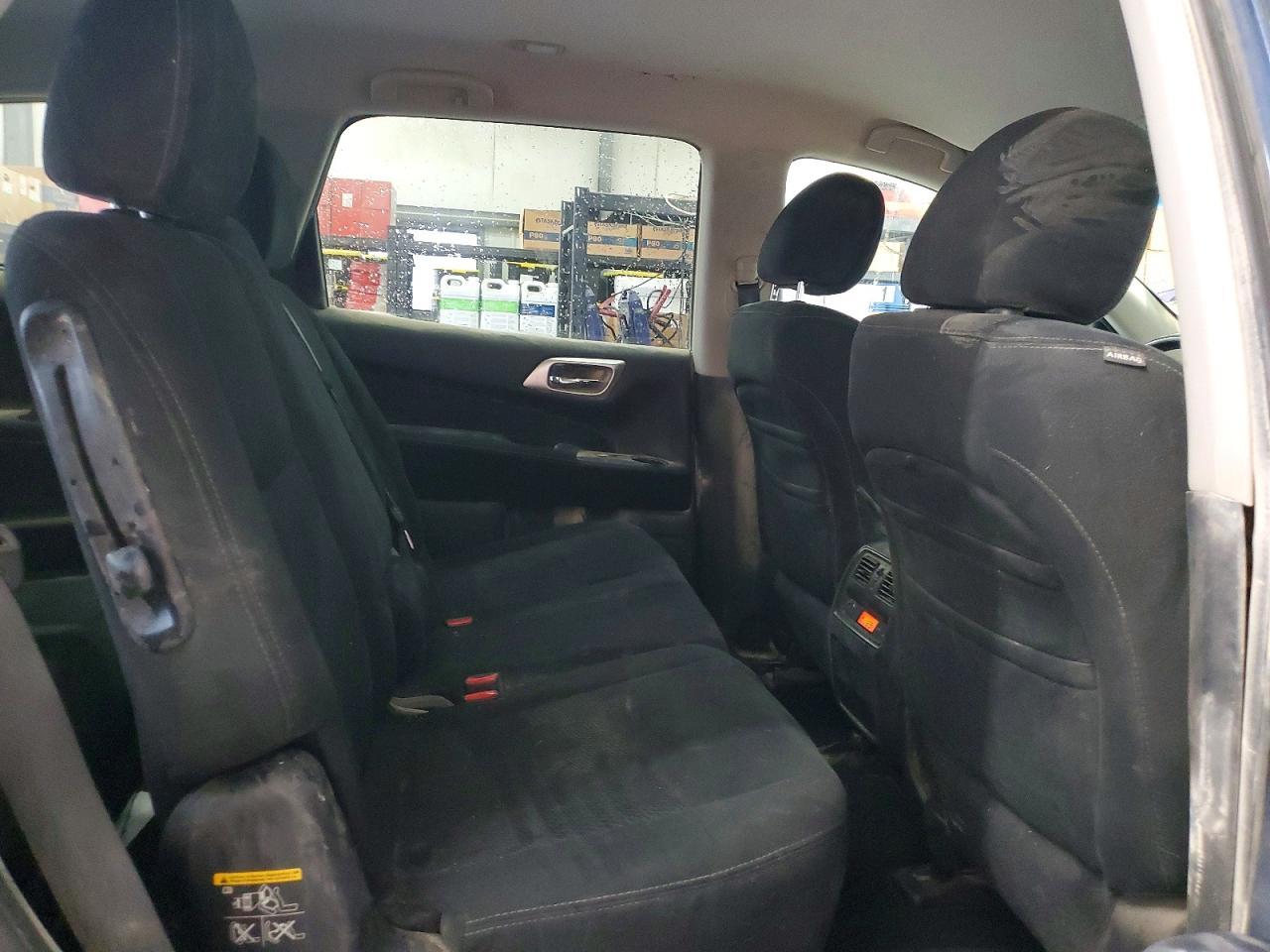 2013 Nissan Pathfinder S - zdjęcie 11