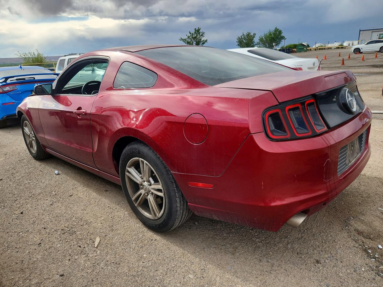 2014 Ford Mustang - zdjęcie 2