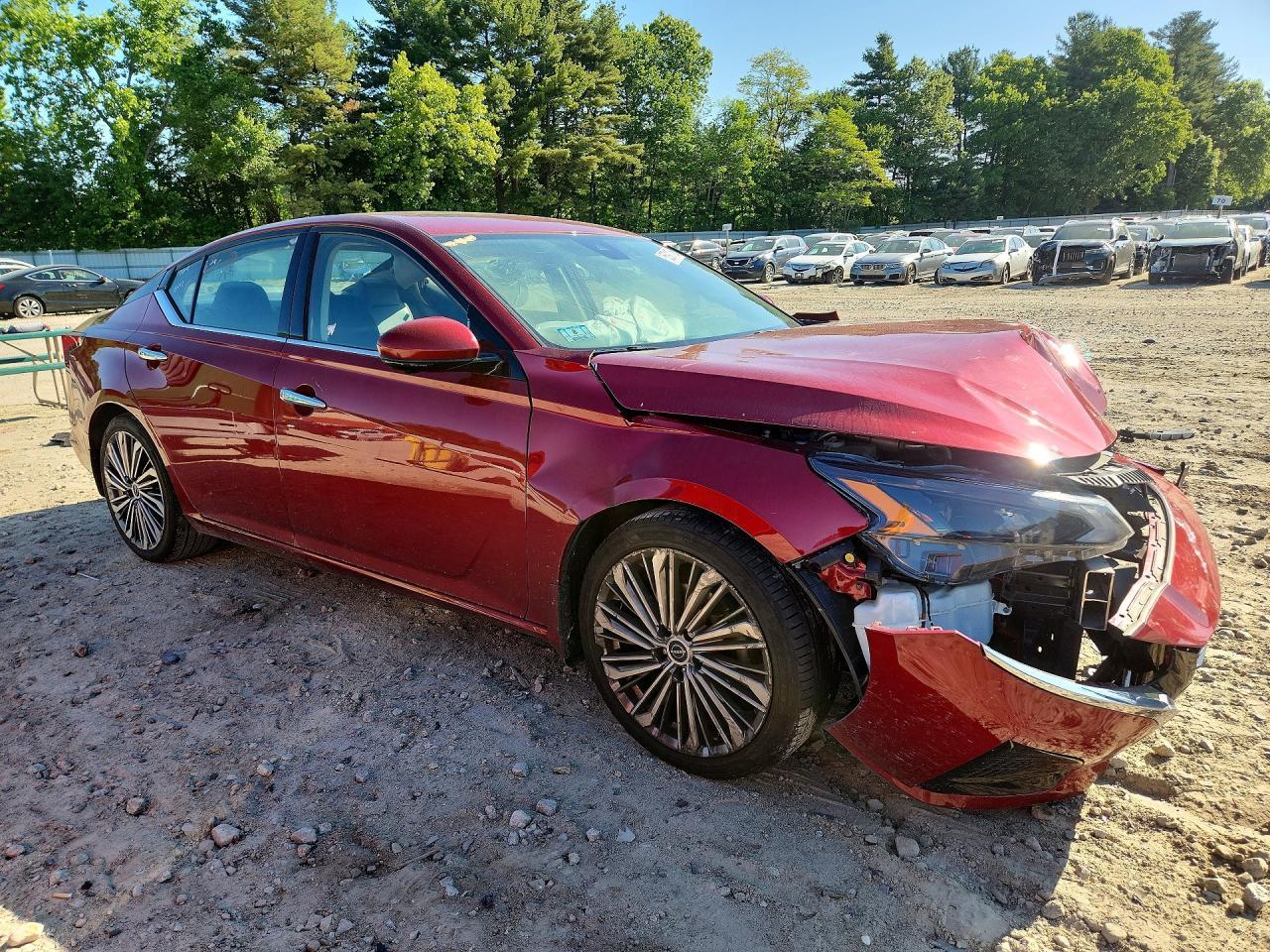 2023 Nissan Altima Sl - zdjęcie 4