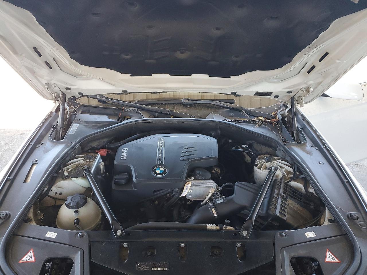 2013 BMW 528 I - zdjęcie 11