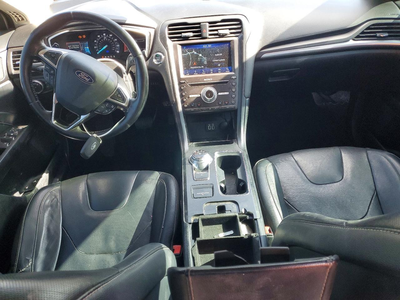 2019 Ford Fusion Titanium - zdjęcie 8