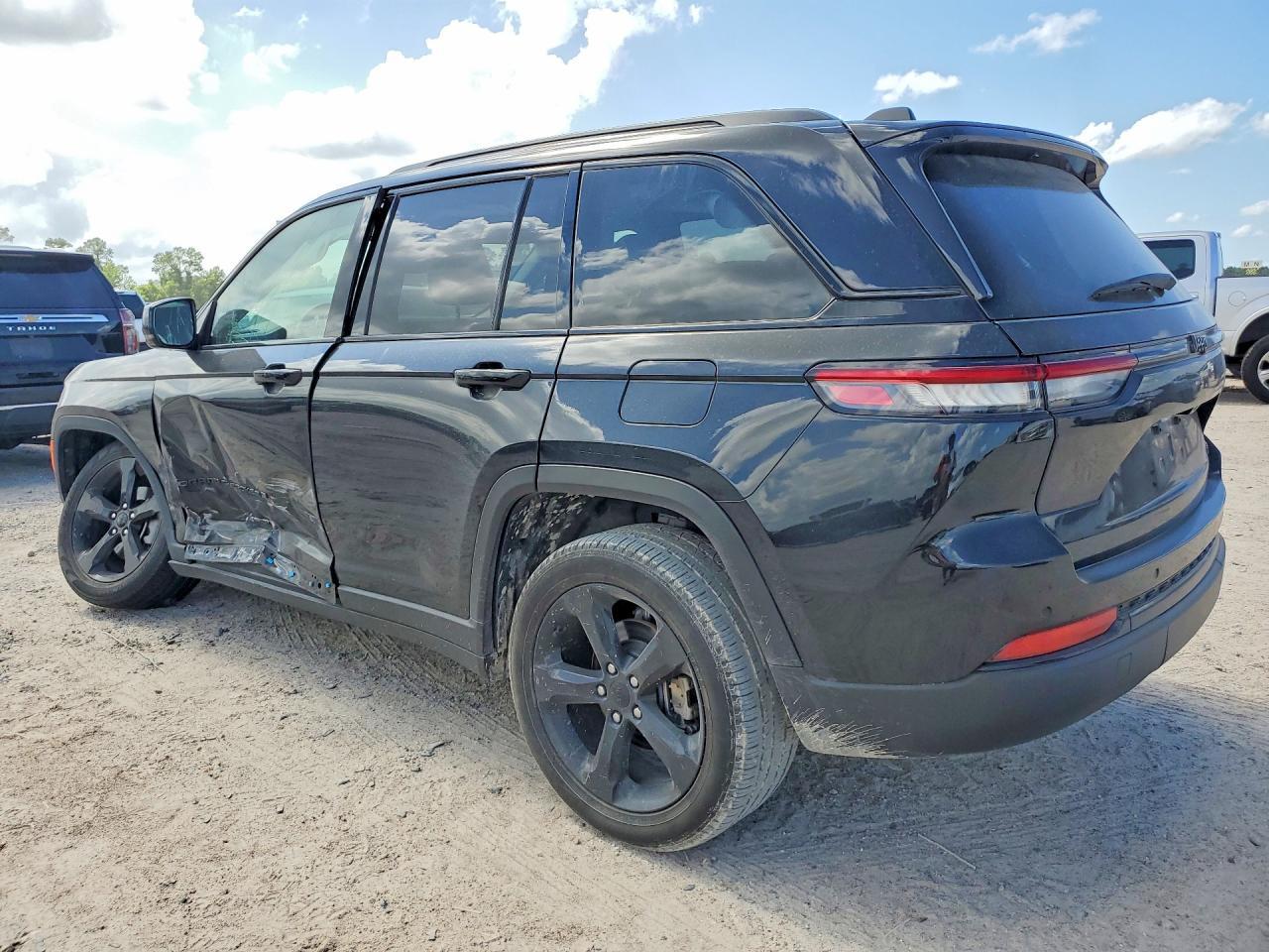 2024 Jeep Grand Cherokee Limited - zdjęcie 2
