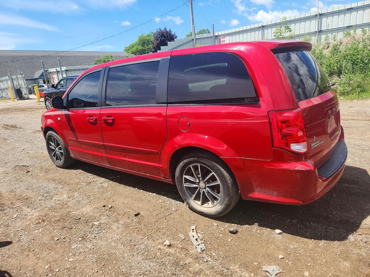 2014 Dodge Grand Caravan Se - zdjęcie 2
