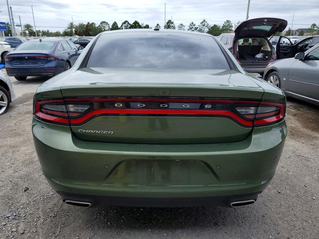 2021 Dodge Charger Sxt - zdjęcie 6