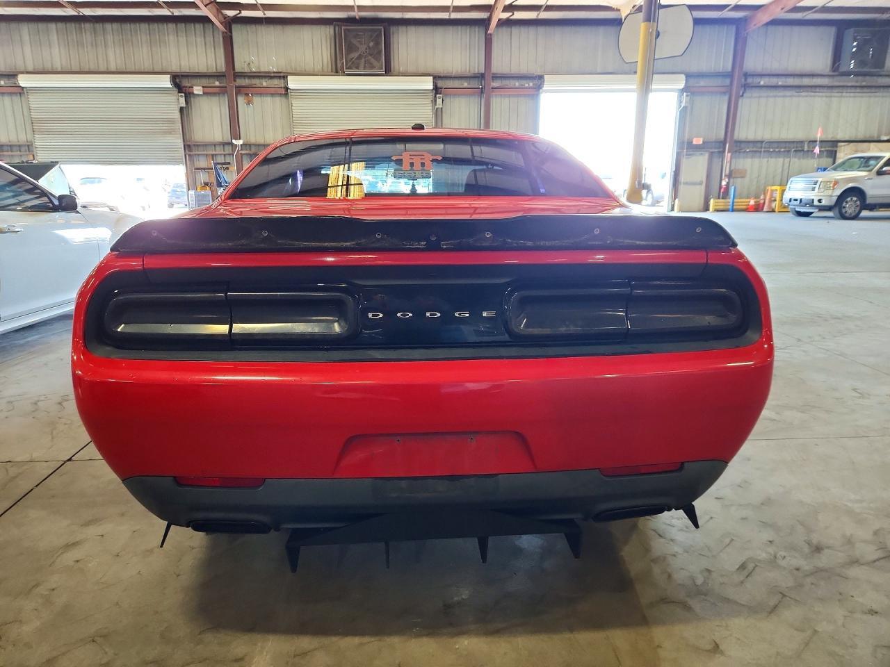 2018 Dodge Challenger Sxt - zdjęcie 6