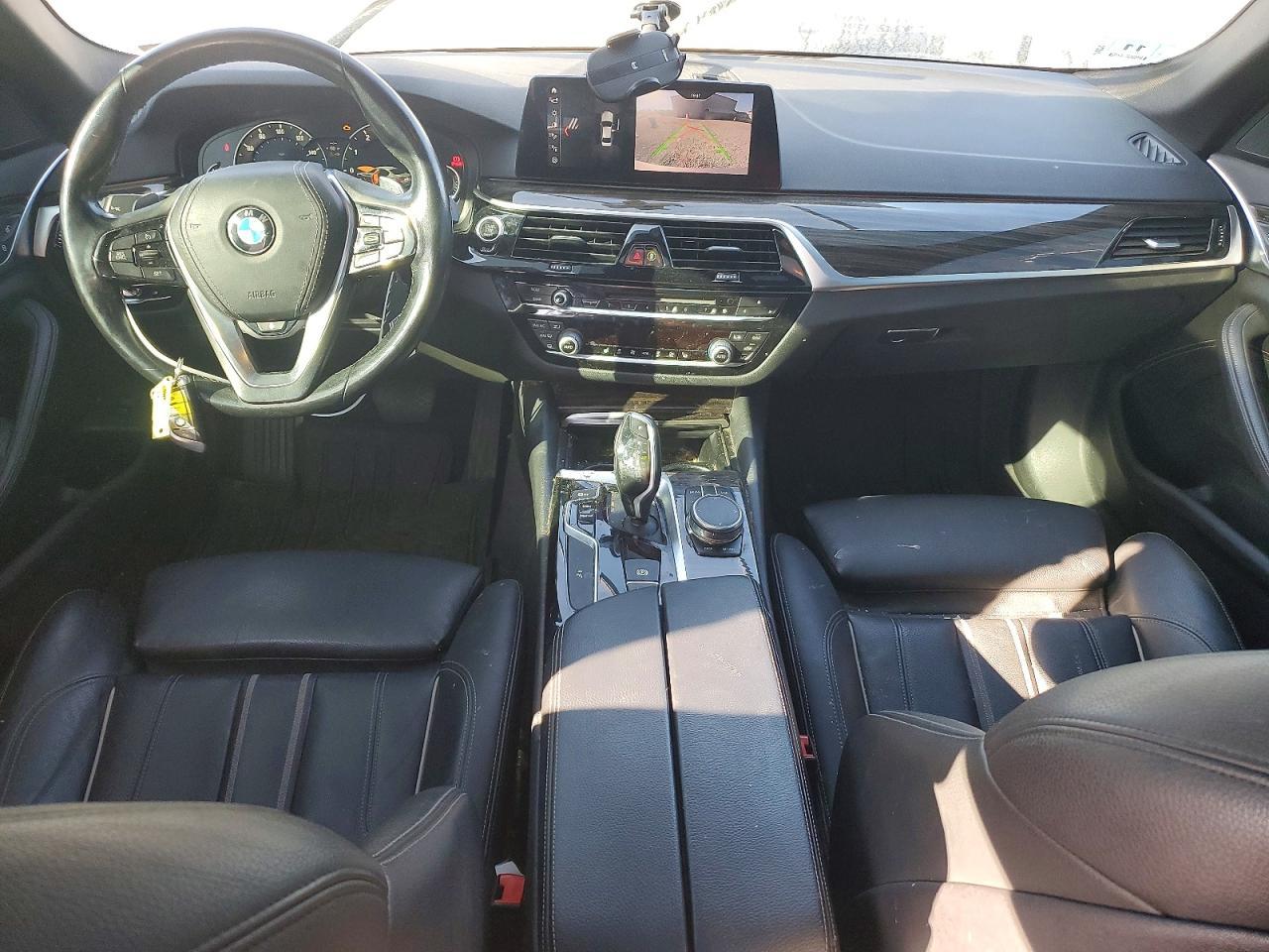 2019 BMW 530 Xi - zdjęcie 8