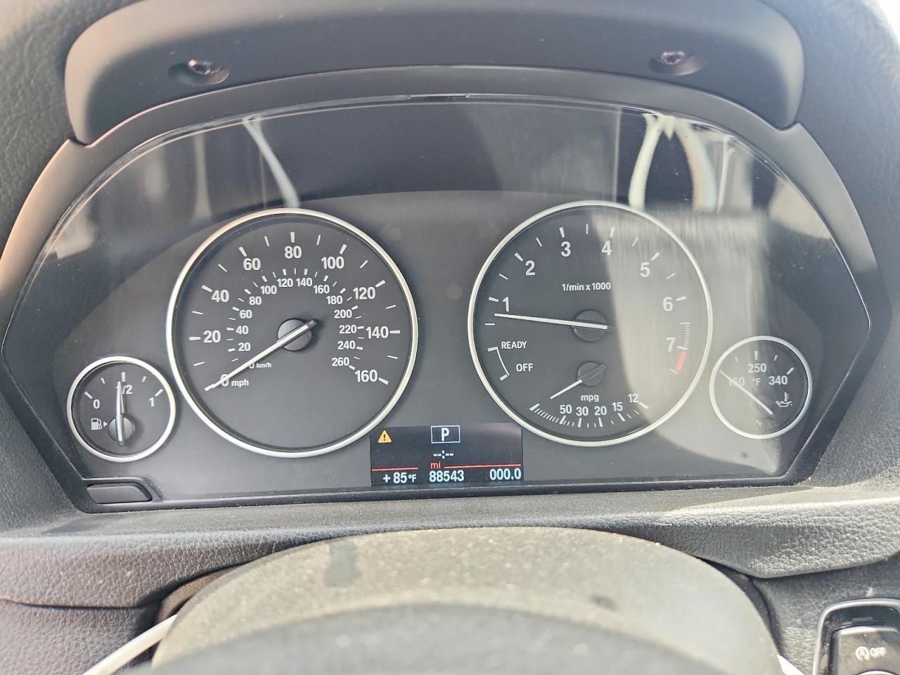2014 BMW 320 I xDrive - zdjęcie 9