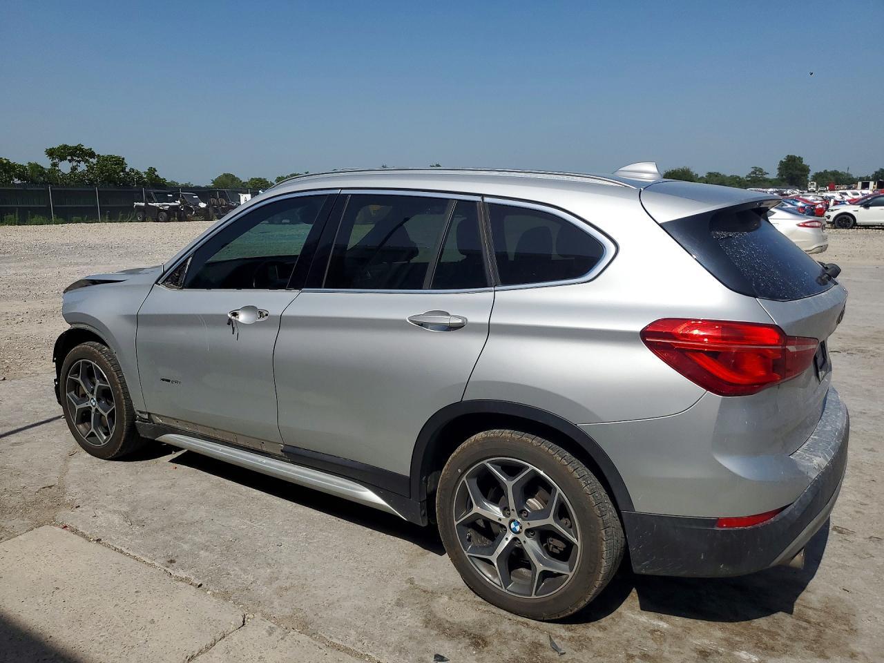 2018 BMW X1 xDrive28I - zdjęcie 2