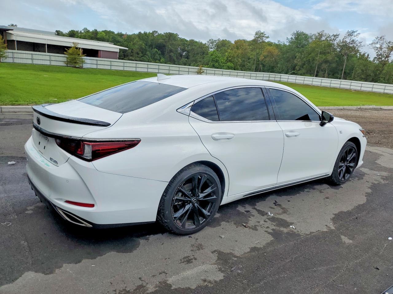 2025 Lexus Es 350 F Sport Handling - zdjęcie 3