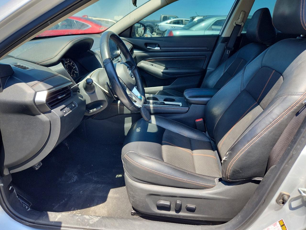 2019 Nissan Altima Sr - zdjęcie 7