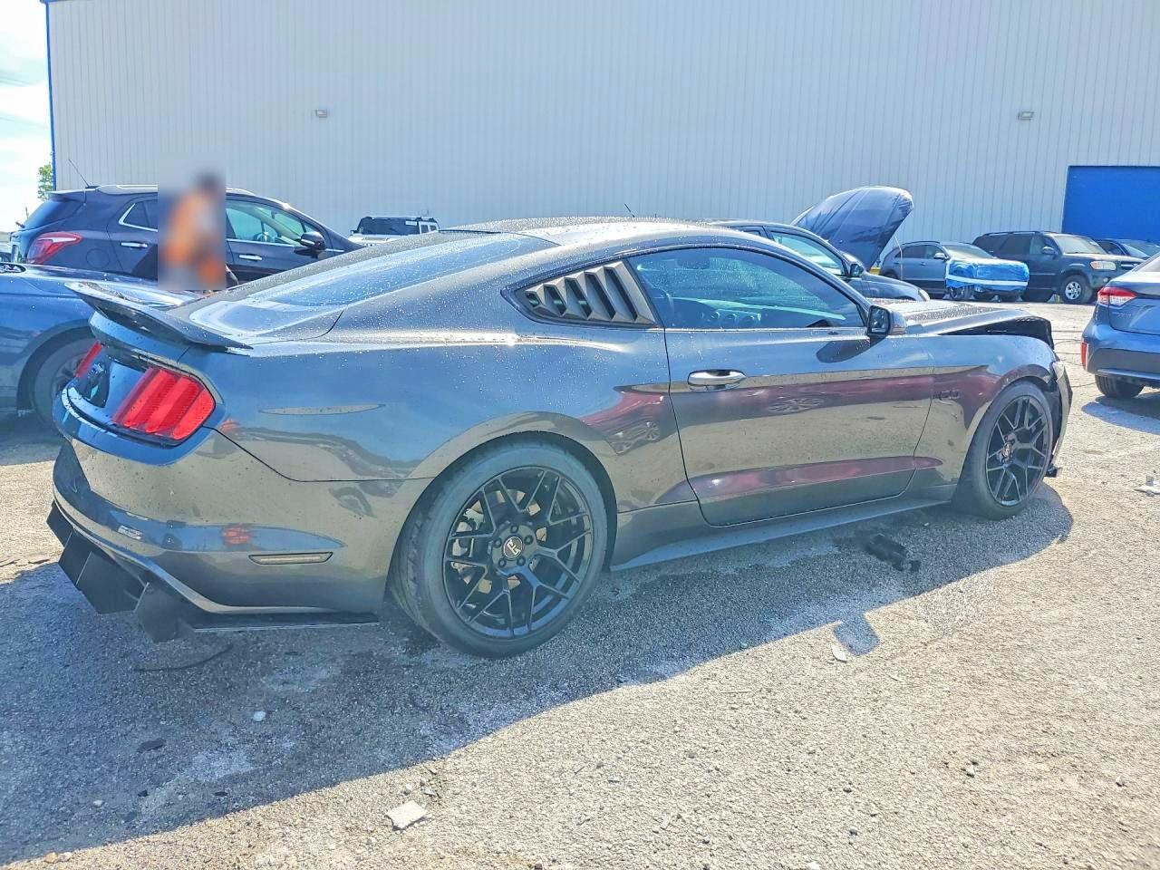 2016 Ford Mustang Gt - zdjęcie 3