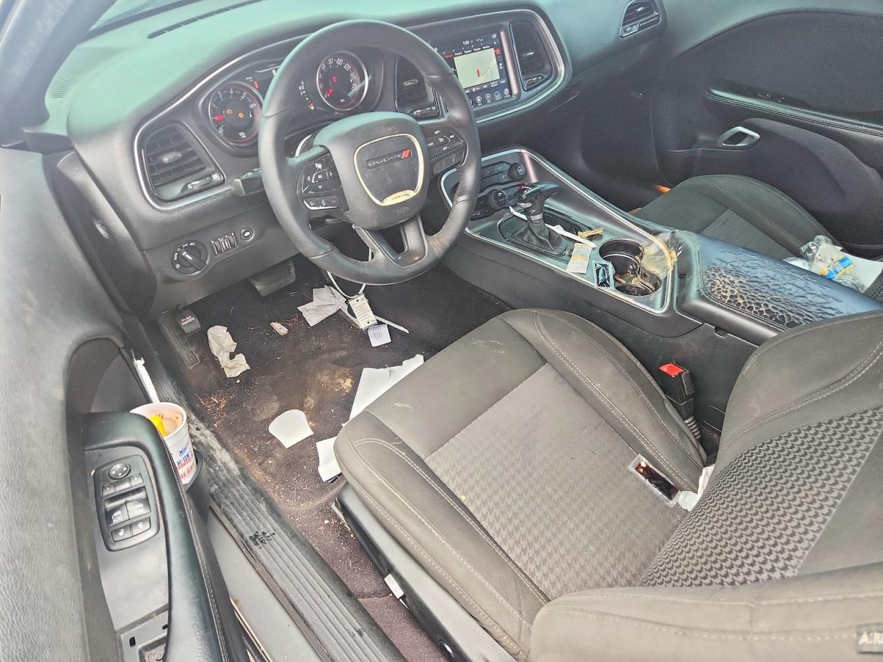2017 Dodge Challenger Sxt - zdjęcie 8