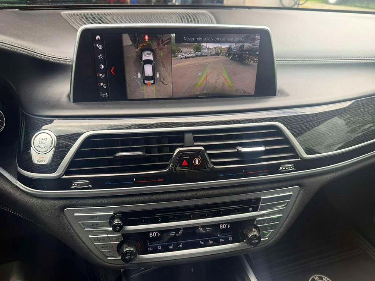 2018 BMW 750 Xi - zdjęcie 6