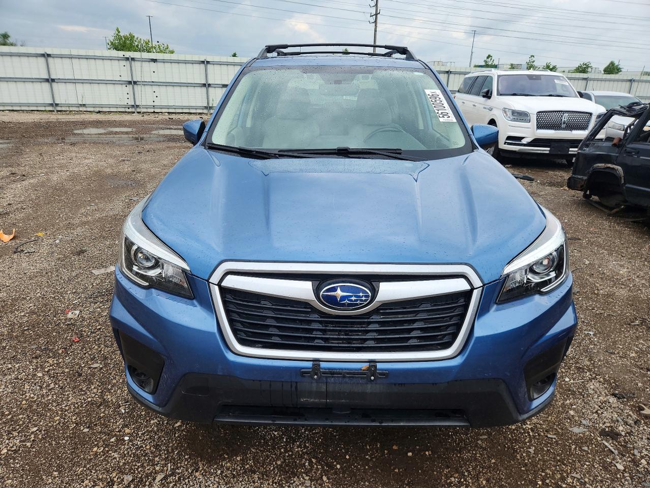 2020 Subaru Forester Premium - zdjęcie 5