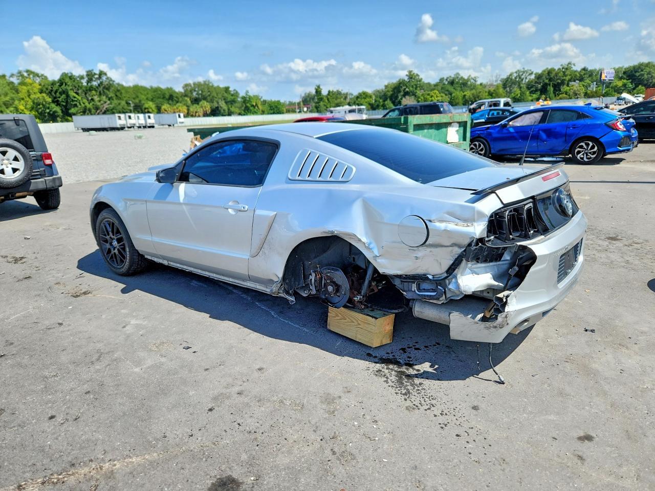 2014 Ford Mustang - zdjęcie 2