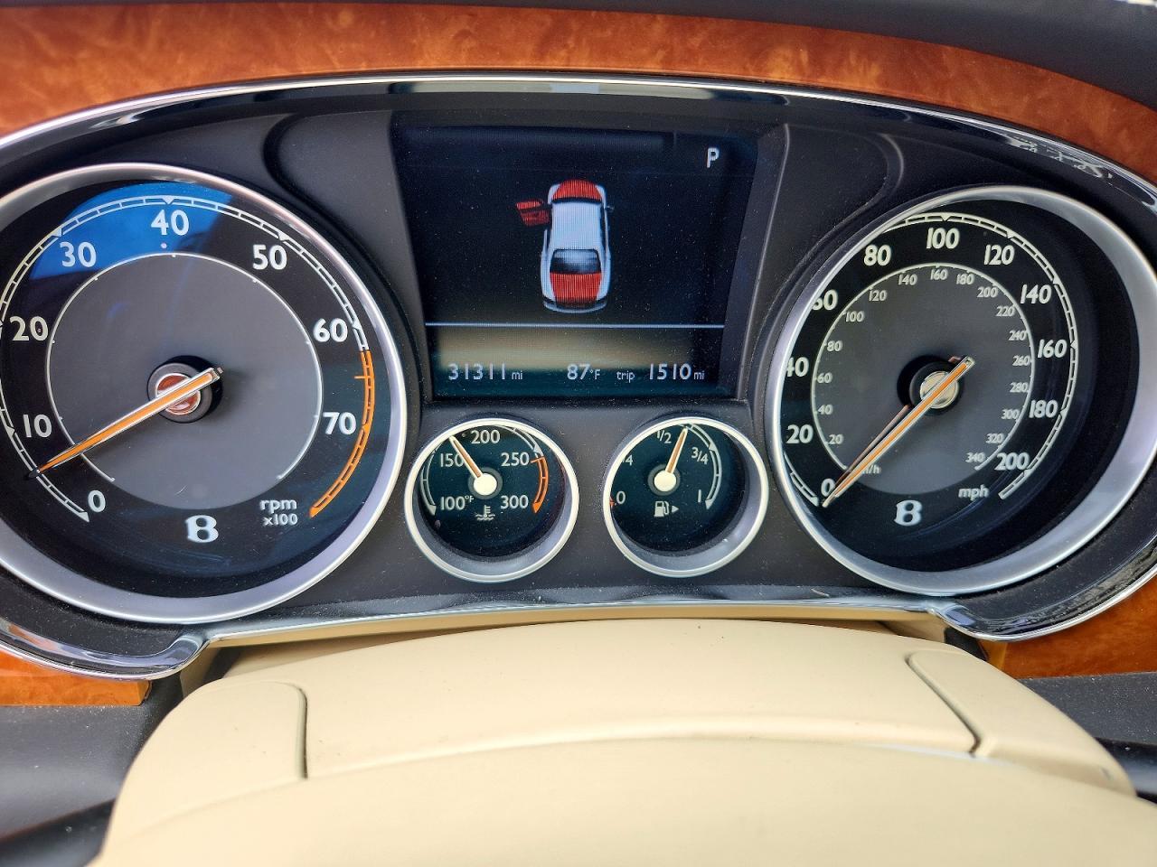 2014 Bentley Flying Spur - zdjęcie 9