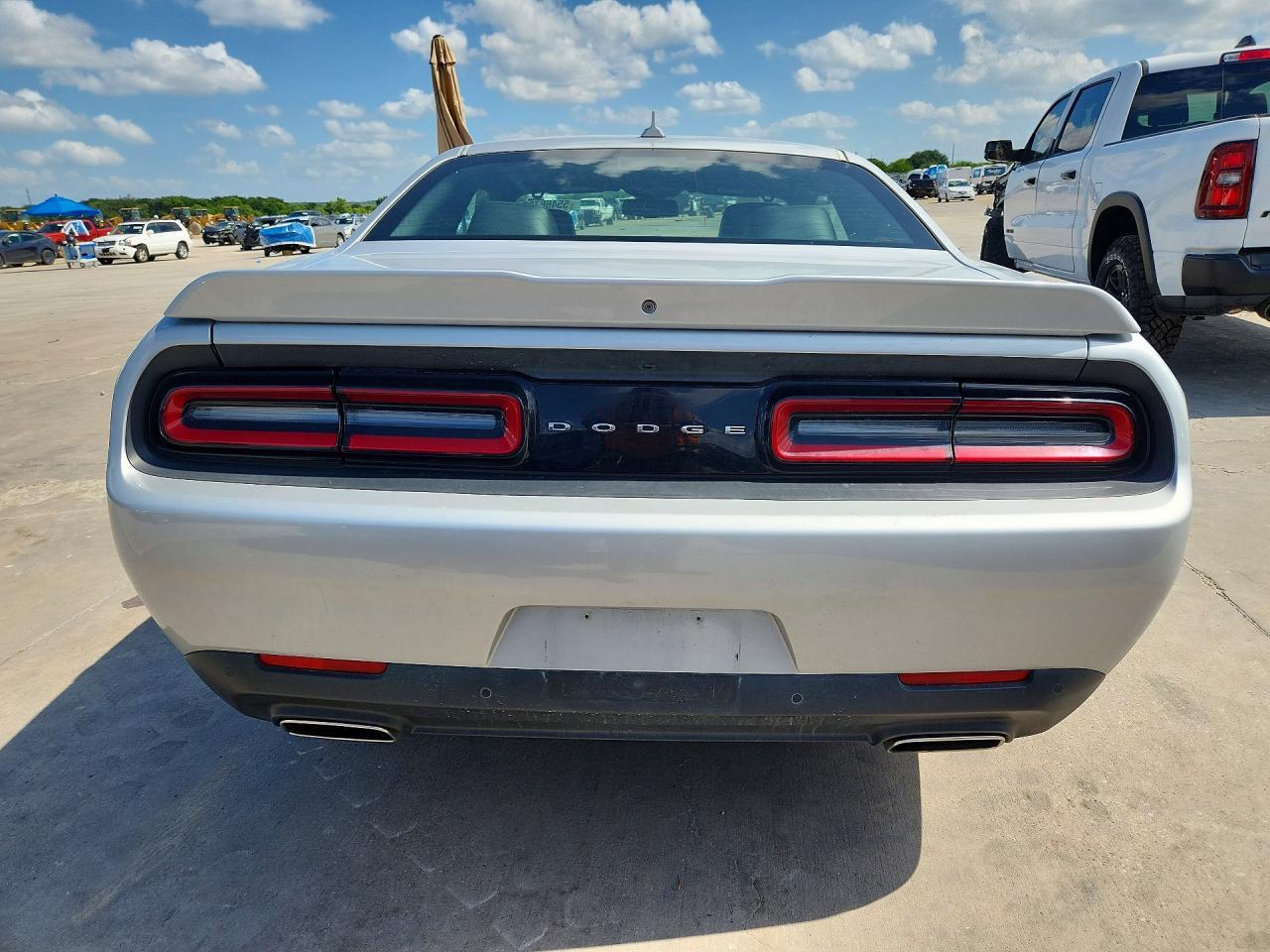 2019 Dodge Challenger Sxt - zdjęcie 6