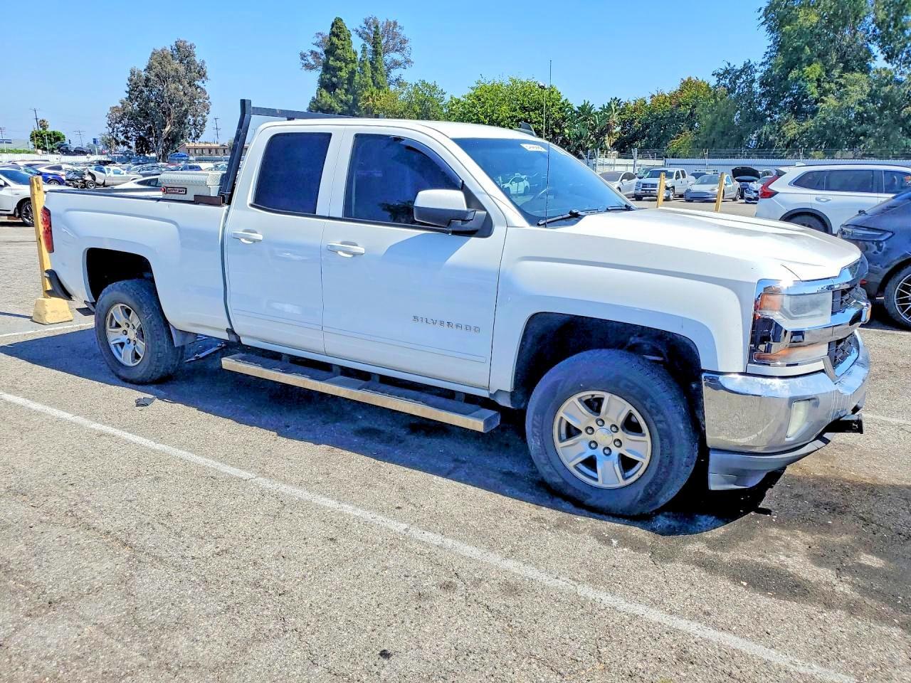 2016 Chevrolet Silverado C1500 Lt - zdjęcie 4