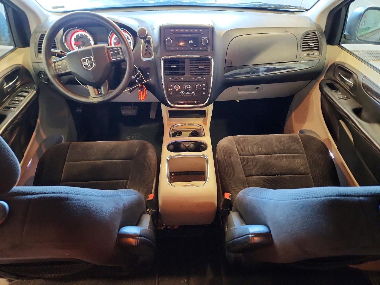 2014 Dodge Grand Caravan Sxt - zdjęcie 8