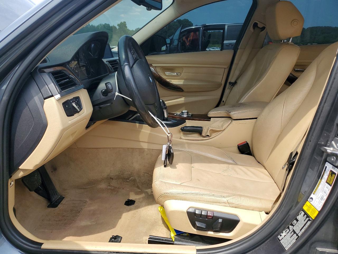 2013 BMW Seria 3 328i - zdjęcie 7