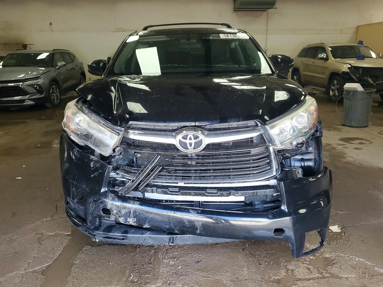 2015 Toyota Highlander Le - zdjęcie 5