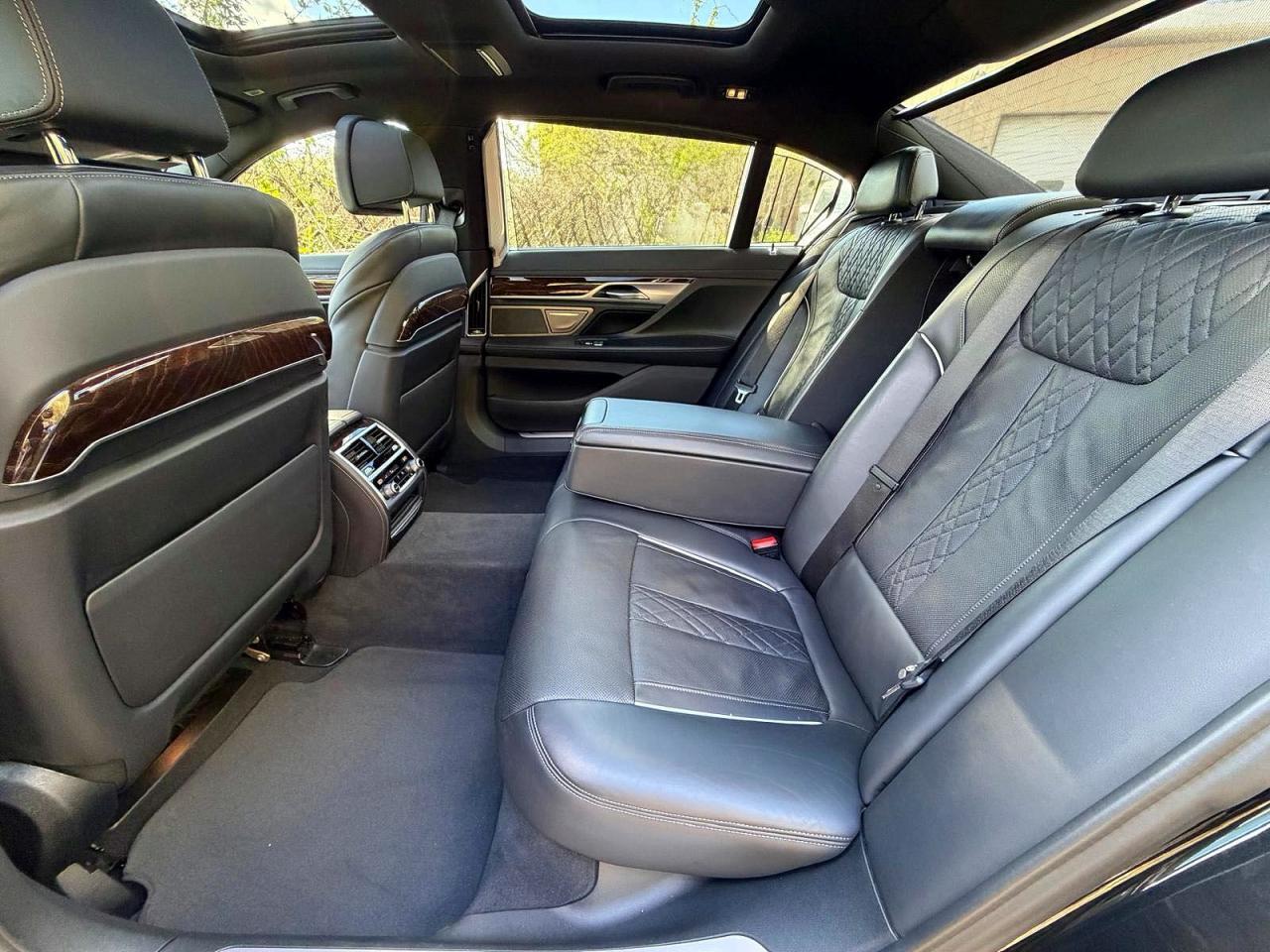 2022 BMW 740 Xi - zdjęcie 13