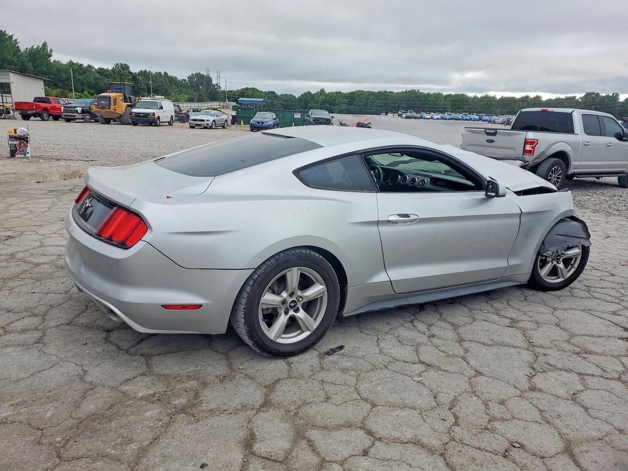 2016 Ford Mustang - zdjęcie 3
