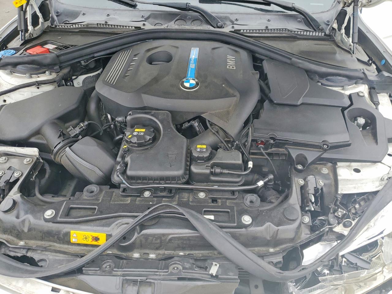 2018 BMW 330E - zdjęcie 11