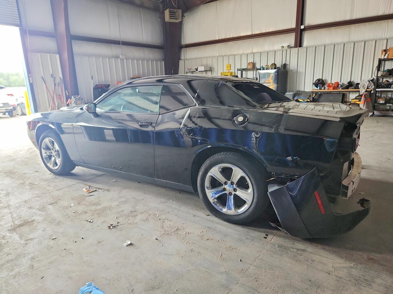 2017 Dodge Challenger Sxt - zdjęcie 2