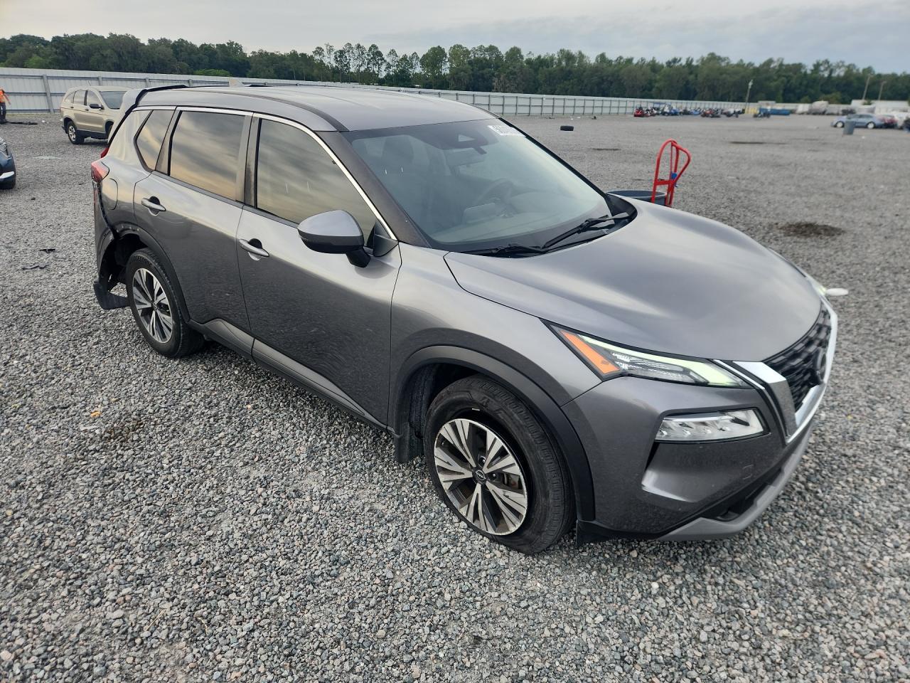 2022 Nissan Rogue Sv - zdjęcie 4