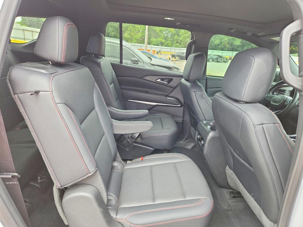 2024 Chevrolet Traverse Lt Z71 - zdjęcie 11