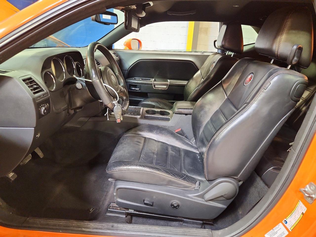 2014 Dodge Challenger Sxt - zdjęcie 7
