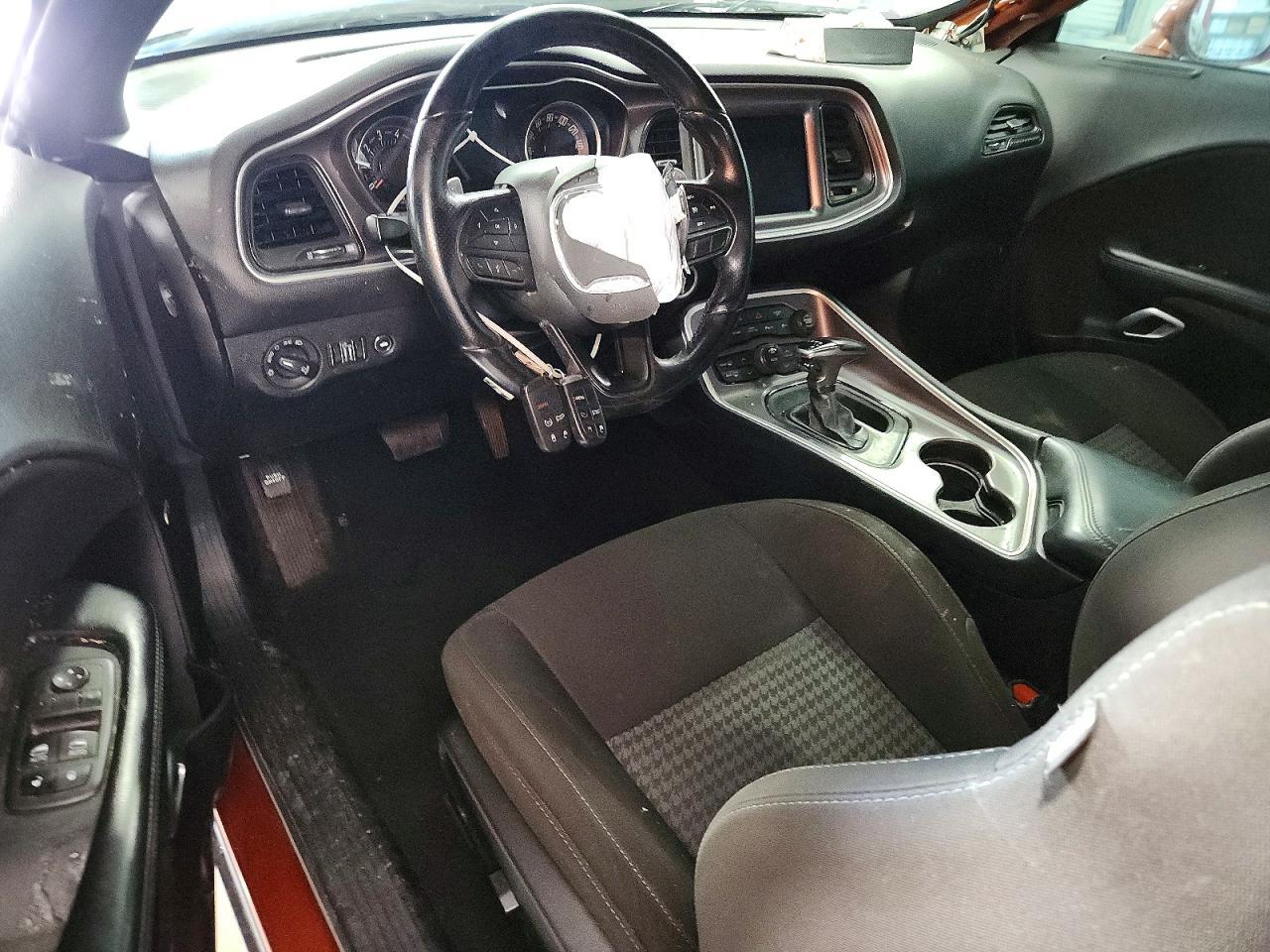 2021 Dodge Challenger Gt - zdjęcie 8
