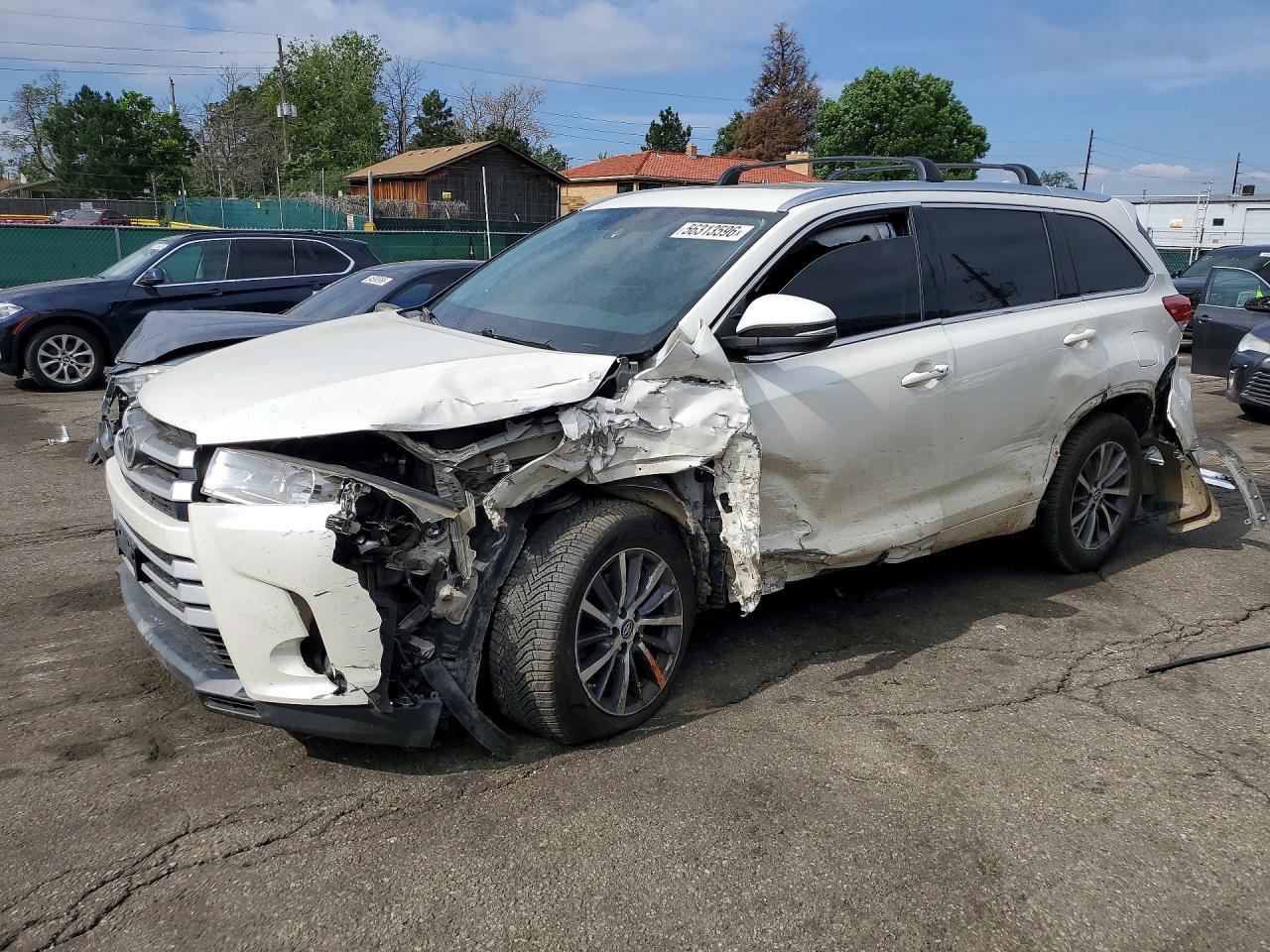 2017 Toyota Highlander Xle - zdjęcie główne