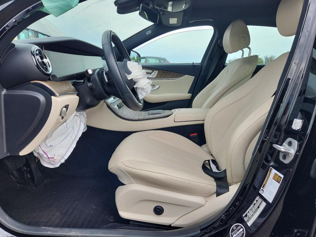 2022 Mercedes-Benz E 350 4Matic - zdjęcie 7